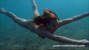 सेक्सी फिल्म वीडियो Julia is swimming underwater nude in the sea HD